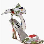 Nine West  Women's Kelsie Heeled Sandal size 9 tried on never worn out. Photo 0