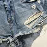 Tally Weijl Tally Weilj • Denim Destructed Light Wash Jean Shorts Photo 2