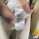 Tahari Pale Yellow Romantic Pastel Floral Coquette Top - 1X - Women's Plus Size Photo 4