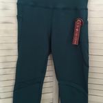 Athletic Capris, XL Blue Photo 2