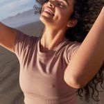 Aerie OFFLINE By  Sidewalk T-shirt cropped seamless Photo 1