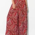 Staring At Stars UO Staring At Stars Women’s Lightweight Red Paisley Wide Leg Boho Pants Size 2 Photo 0