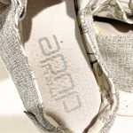 Hey Dude  Wendy Linen Size 7 Loafers Gray Woven Slip On Flats Shoes Photo 5