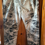 Rock & Republic  Black and White  Jeans with Tye dye looking‎ Print size 16 Photo 0