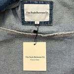 The Style Between Us Cropped Denim Jean Jacket Size Large NEW Photo 4