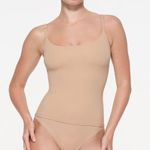 SKIMS  Fits Everybody Back Smoothing Cami Photo 0