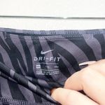 Nike  Zebra Striped Cropped Women’s Black And Grayish Purple Leggings Photo 5