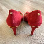 Jones New York JNY Burgundy Suede Delta Heels Pumps Gold Trim Classy Sexy 7 Leather Photo 4