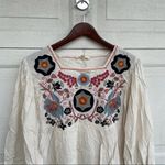 Entro Women’s Shirt Blouse Beige Floral Embroidered 3/4 Sleeve Medium Photo 3