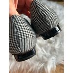 Tahari   Black & White Glen Plaid rounded Heels flats office heels  Size 8 Photo 3