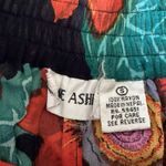 Jane Ashley Cropped Sunflower Pants Photo 2