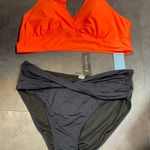 Orange and black two Photo 0