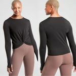 Athleta Women’s Essence Twist Top Shirt Longsleeve Thumbholes in Black Size M Photo 1