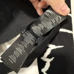 Ted Baker  NWT‎ Black Ruthii Print Cropped Sweatshirt Size 2 (6 Equivalent) Photo 4