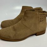 Koolaburra by Ugg  tan suede ankle boots size 9 Photo 3