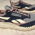 Reebok  CLASSIC WOMENS RUNNING SHOE Photo 2