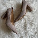 Tommy Hilfiger  Women's Size 7 Taupe Abilene Pump Career Preowned Photo 4