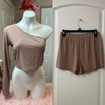 Shorts and top two piece set Tan Size L Photo 1