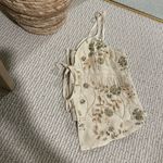 Embroidered Cream Top with Floral Accents White Size M Photo 3