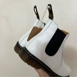Dr. Martens  2976 YS Yellow Stitch Smooth Leather Chelsea Boots in White NEW 11 Photo 3