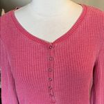 Seven7 Henley Waffle Shirt Vintage Washed Out Pink Berry Comfy Womens Top Medium New Photo 14