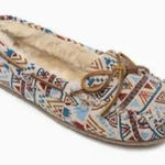 Minnetonka  Women’s Cally Slip-On Moccasins size 11 Aztec southwestern Photo 0