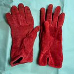 Vintage red suede gloves Photo 2
