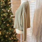Hollister Cropped Cable Knit Sweater Sage Green V-Neck Size Small Photo 4