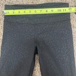 Lululemon Run Inspire Crop II Petal Camo Embossed Black Size 2 Photo 3
