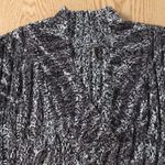 Women's Grey Black White Marled V Photo 4