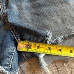 Levi's Signature by Levi Strauss Women’s High Rise Cut Off Denim Shirts Size 31 Photo 4