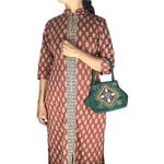 Boutique Green beaded  quilted satchel. Photo 10