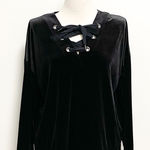 Bobeau Black Velvet Corset Tie V Neck 3/4 Sleeve Top NWT Large Stretch Photo 0
