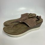 OTBT  Meditate Wedge Sandals pink‎ suede size 11 Photo 4