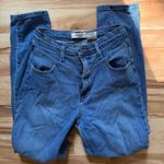 Vibrant  Jeans Photo 0