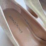 Donald Pliner Anni Pointed Metallic Leather Pump Chunky Heel Size 7M Poi… Silver Photo 3