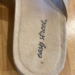 Easy Street NWOT  BIEGE SANDALS 6.5 Photo 1