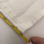 Paige | WHITE JEANS Photo 5