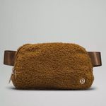 Lululemon Limited Edition Everywhere fleece belt bag burnt carmel Photo 0