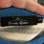 Trendy Queen Crewneck Sweatshirt, Small Black Photo 3
