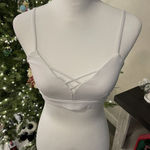 Alo Yoga ALSO SPORTS BRA CRISS CROSS FRONT AND BACK IN WHITE SIZE MED - EUC (394) Photo 0