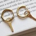 20mm Hoop With Little Key Photo 5