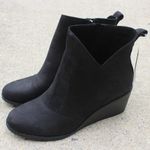 Toms Women’s Sutton Wedge Black Ankle Bootie Sz 9.5 Photo 3