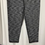 Victoria Sport Knockout Black and Gray Capri Leggings Size Medium Photo 2