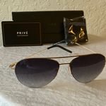 Privé: Gold Tone “The Ace” Aviator Sunglasses Photo 9