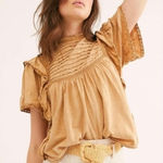 Free People  “Le Femme Tee” Sandstone Short Ruffled Sleeve Blouse Sz Large Photo 0