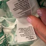 American Eagle Good Condition  elastic stretch billow sleeve crop top size medium Photo 5