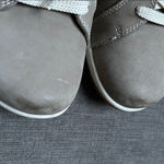 Aetrex  Women's Dana Lace-Up Oxford sneakers in warm grey leather Size 9-9.5 Photo 8