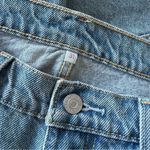 Levi's NEW Levi’s High Rise Iconic Red Tab Distressed Light Wash Denim Mini Skirt Sz 31 Photo 8