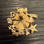 Mary Kay Brooch Pin Border Pink Cadillac Star Lipstick Dollar Sign Gold Tone Photo 3